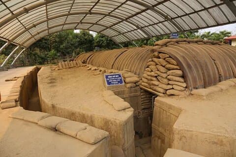 Visite historique du Chemin des héros de Dien Bien Phu