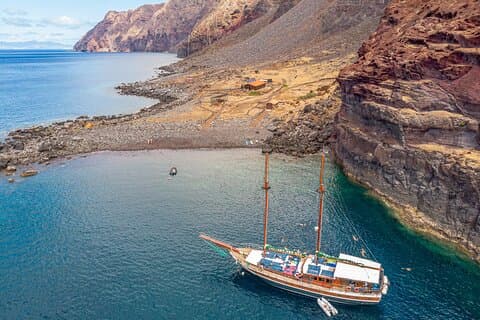 Boat trip from Funchal to the Desert Islands