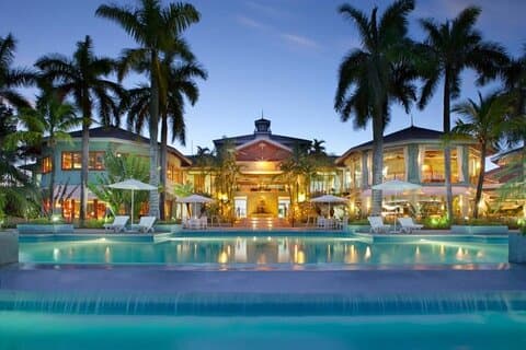 Montego Bay Airport och Grand Lido Negril Private Shuttle