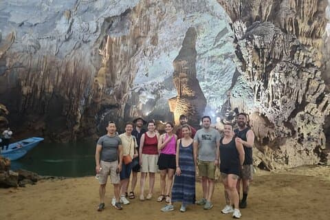 Utforsk Phong Nha og Paradise Caves: 2-dagers tur fra Hue