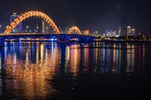 Visite gastronomique privée de Da Nang et croisière sur la rivière Han