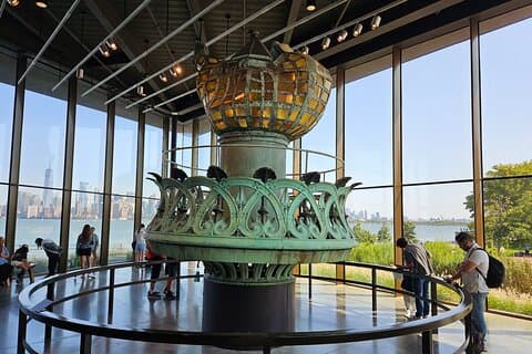 Ellis Island Frihetsgudinnan och 9/11 Memorial Pools Tour