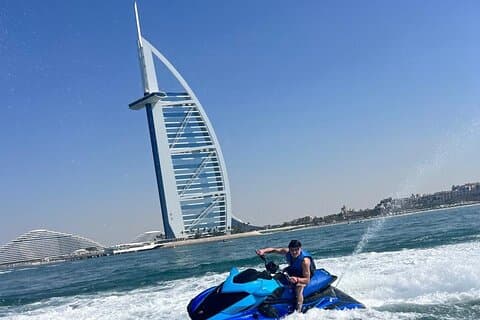 Tour in moto d'acqua del Burj Al Arab in un piccolo gruppo