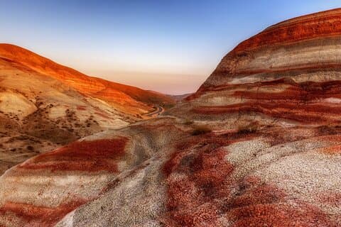 Candy Mountains, Lac Rose, Besh Barmag Dag, Mosquée Bibiheybat