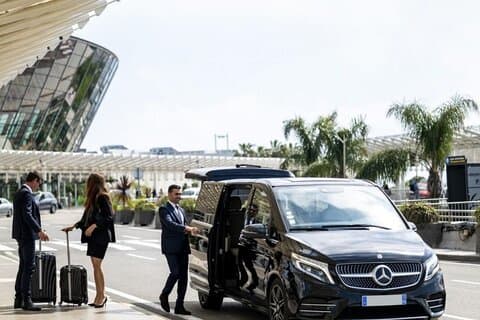 Privat transfer CDG Flygplats från eller till Paris