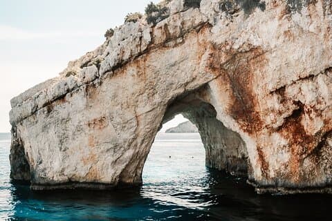 Zante : Tour guidato in barca della spiaggia del relitto e delle grotte blu
