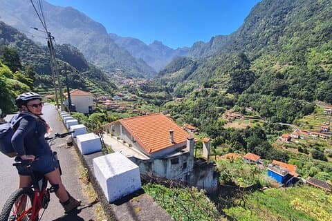 Elcykeltur på det nordlige Madeira