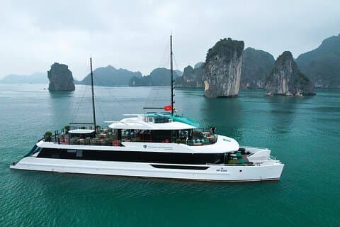 Explore Ha Long & Lan Ha Bay with a Premium Cruise from Hanoi