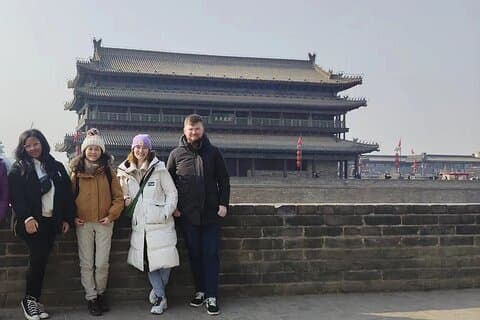 2-Day Classic Xi'an Tour Combo Package: Terracotta Warriors and Downtown Sightseeing