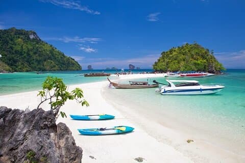 Depuis Krabi - Tour en hors-bord vers 4 îles avec déjeuner et plongée avec tuba