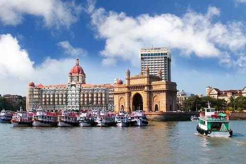 Forfait visite privée de 2 jours à Mumbai : ville + bidonville et île d'Elephanta.