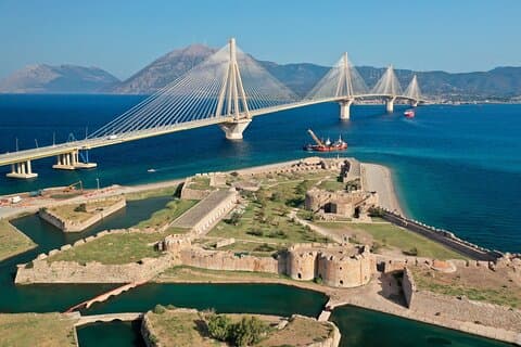 Trasferimento privato da Atene al porto di Patrasso