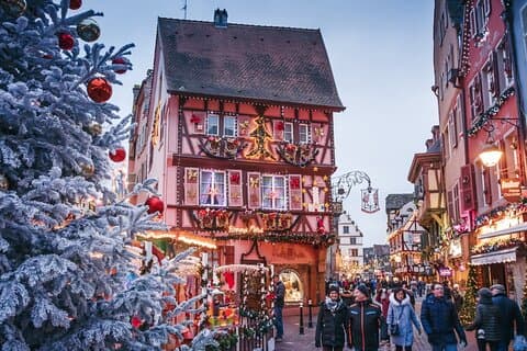 Tour privato di Natale di 2 giorni a Strasburgo Colmar Reims da Parigi