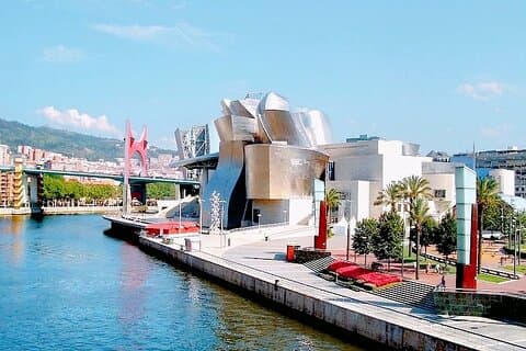 CERTAL Exklusiv rundtur: GUGGENHEIM Museum + BASKISKA Bilbao Meny (4h)