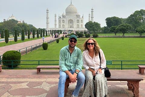 Taj Mahal og Agra Private Car Tour fra Delhi med 5-stjerners lunsj