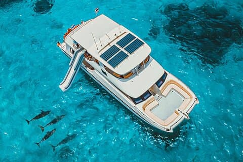 Phuket Lyx Katamaran Phi Phi Maya Bay Maiton med snorkling