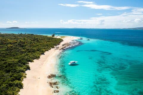Half Day Private Tour to Icacos Island Beach & Snorkeling