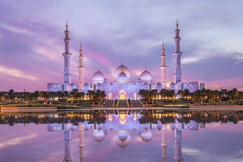 Tour privado da cidade de Abu Dhabi com Pick Up
