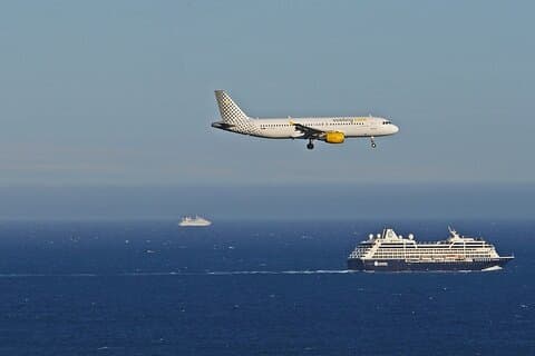 Traslado privado desde el puerto de Southampton al aeropuerto de Heathrow