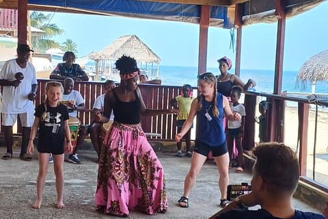 Utforsk den skjulte østsiden av Roatan
