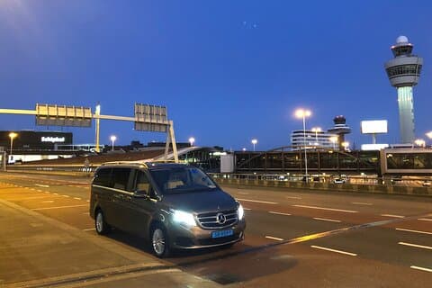 Private transfer Schiphol (AMS) to or from Rotterdam