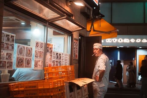 Utforsk unike Tokyo-gater / Lær med en profesjonell fotograf