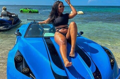 Esperienza in Jet Car e tour privato di un giorno in spiaggia