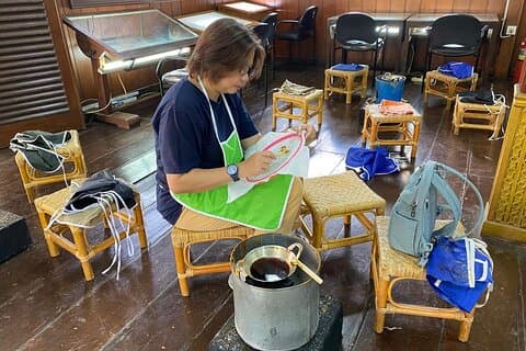 Taman Mini Indonesia Indah con laboratorio Batik