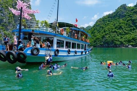 One Day Boat Tour from Cat Ba Island to Lan Ha Bay