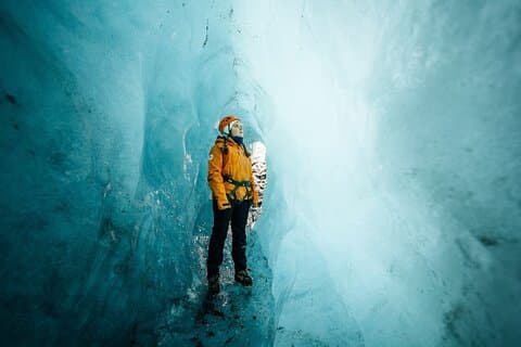 Private 2-tägige Gletscherlagune, Eishöhle und Nordlichter