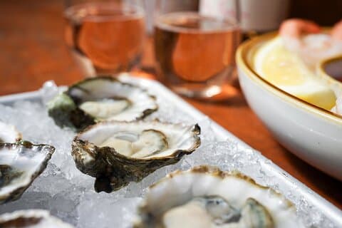 Seattle Seafood Tour : Un largo almuerzo de degustaciones frescas del mercado