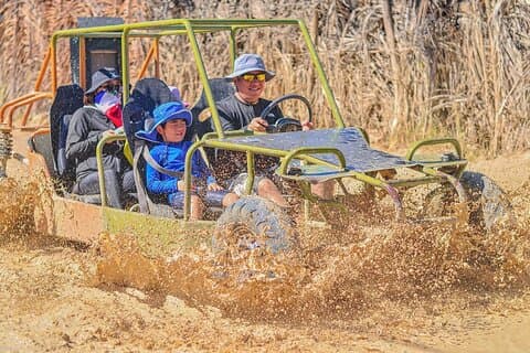 BUGGY TOUR – Macao, Cenote och lokala skatter