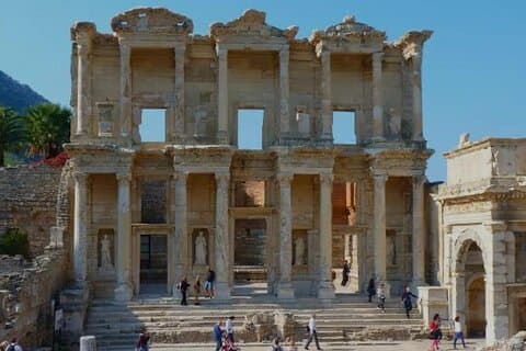 Private Ephesus and Virgin Mary house tour with Transport