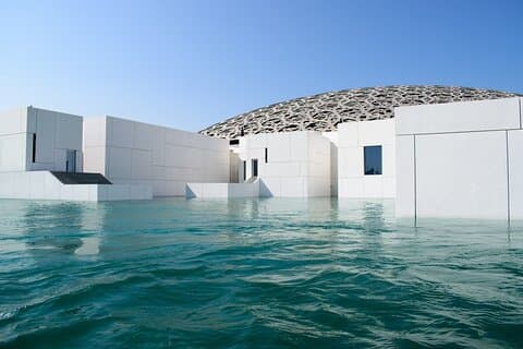 Qasr Al Watan & Louvre Museum Abu Dhabi (Per Selection) へのチケット