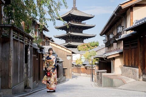 Private Kyoto Early Bird Englische Tour: Gion (Geisha) & Higashiyama