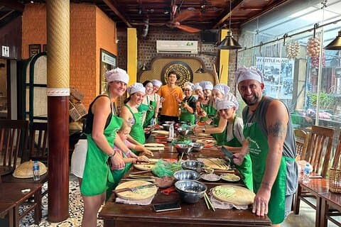 Autentisk Hanoi-matlaging med tradisjonelle retter og markedstur