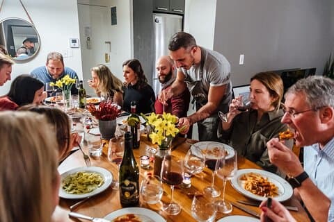 Autentica cucina italiana meridionale nell'attico di East Harlem