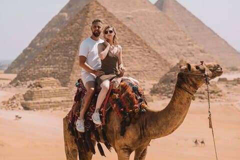 Privat tur til Giza Pyramider, Sphinx, Memphis Saqqara Lunch & CamelRide