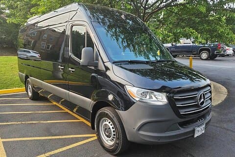 Airport Service To / From DCA National & IAD Dulles