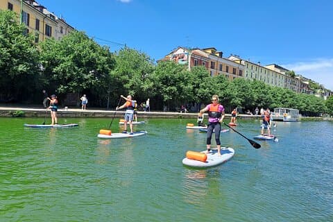 Discover the Navigli of Milan by SUP : a wellness experience