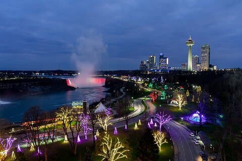 Niagarafälle Festival of Lights Tour ab Toronto