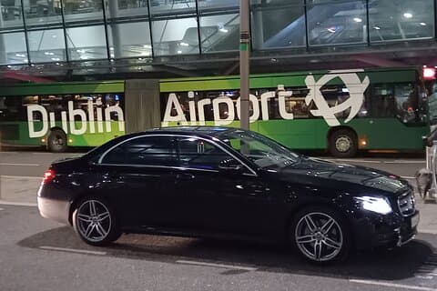 Hoteller i nærheden af Ennis Private Premium Car Service