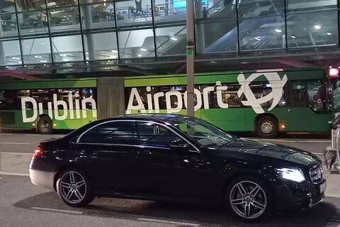 ダブリン空港からキラーニープレミアムカーサービス