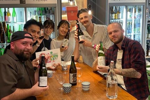 3-Hour Tokyo Pub Crawl Nightlife Welcome Guided Tour in Shibuya