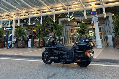 Transfer Moto Privé de Niza al Aeropuerto