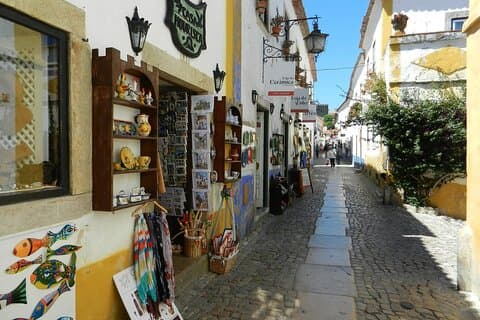 Unique Tour Óbidos Nazaré and Fatima
