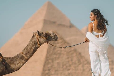 2 timmars privat kameltur runt Giza Pyramid Gate