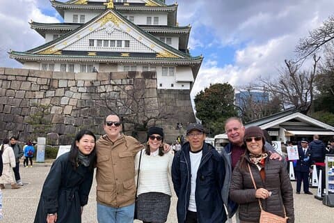 Osaka Castle and Back Alley Gourmet Private Tour