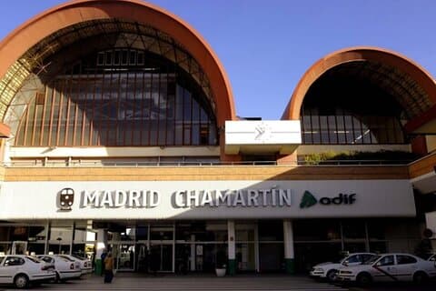 Privat transport från Chamartin tågstation till Madrid