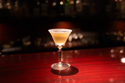 All Inclusive High-End Bar Hopping in Tokyo